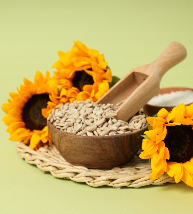 Słonecznik łuskany 500g naturalny ziarno premium świeży Spikoria - obrazek 2